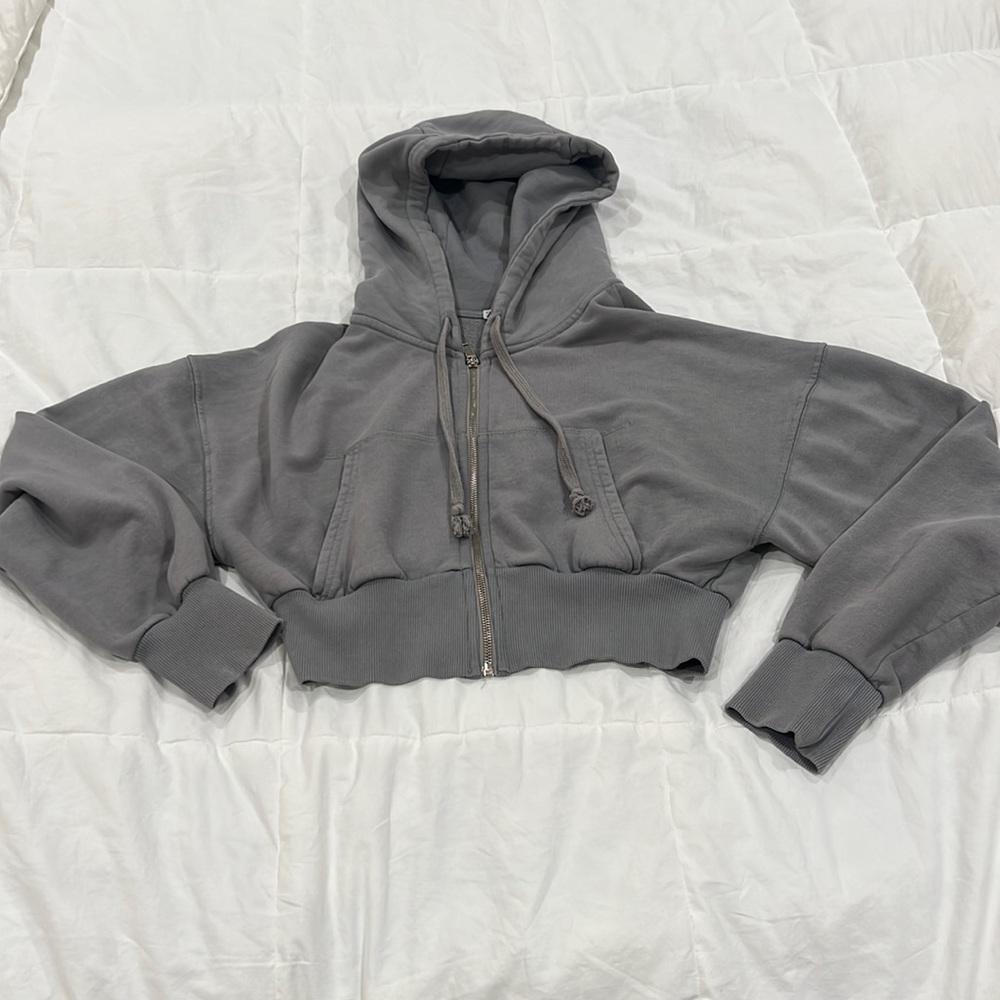 Zara Cropped Hoodie